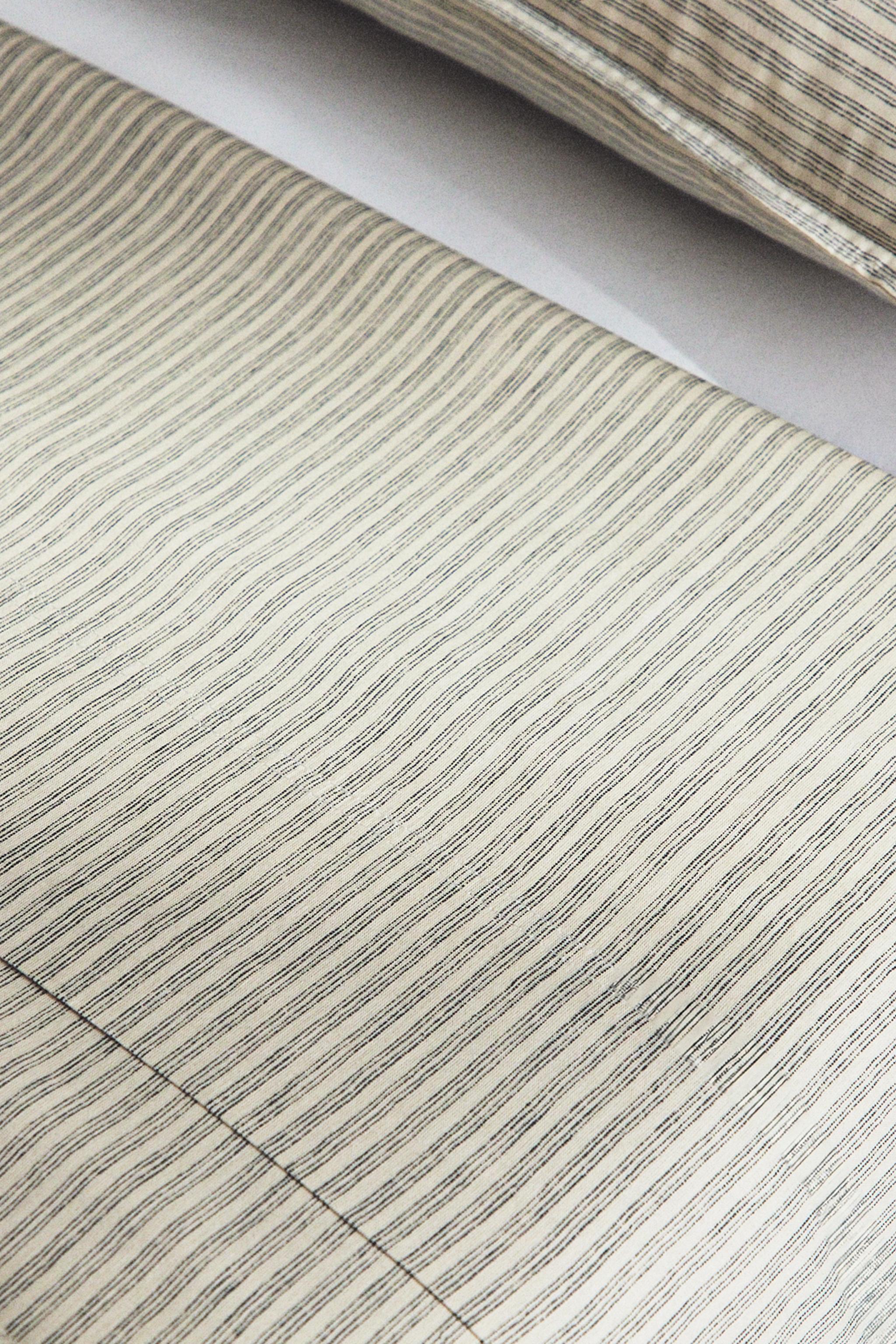 DYED THREAD STRIPED FLAT SHEET